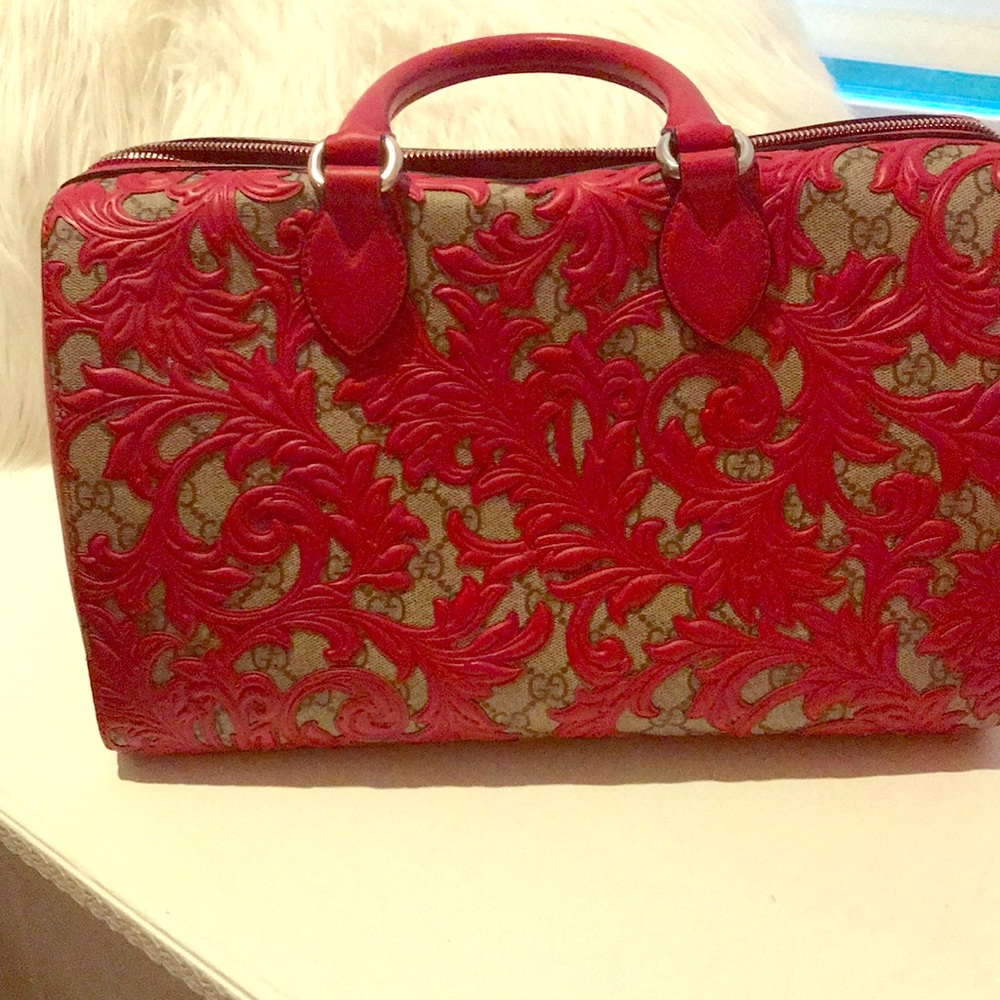Authentic Gucci tan and red large arabesque bag